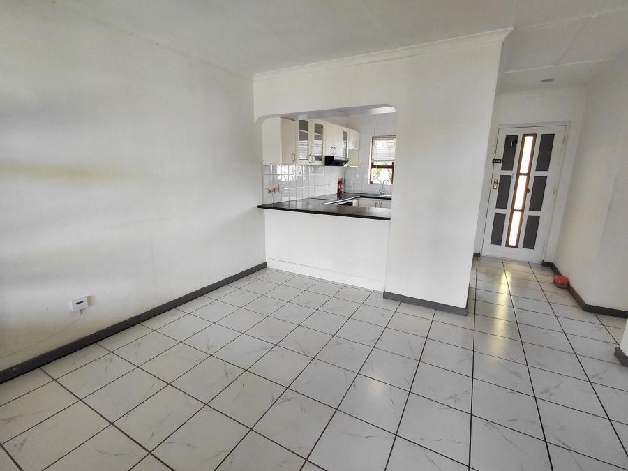 To Let 2 Bedroom Property for Rent in Kabega Park Eastern Cape